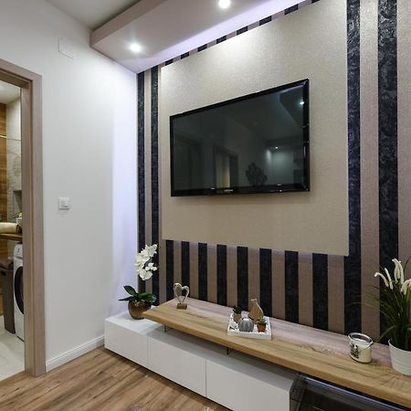 Shine Apartment Ζαντάρ Εξωτερικό φωτογραφία