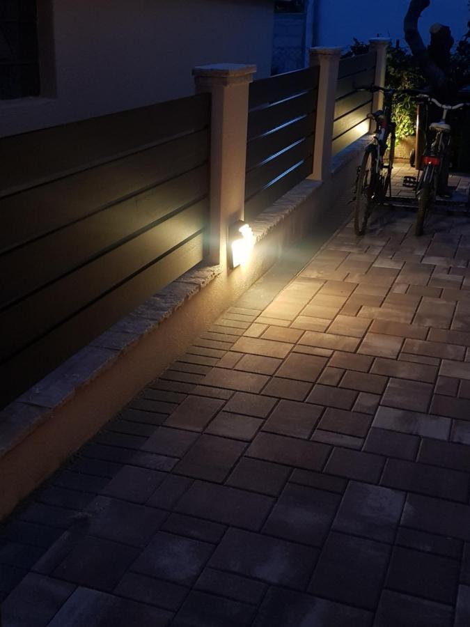 Shine Apartment Ζαντάρ Εξωτερικό φωτογραφία